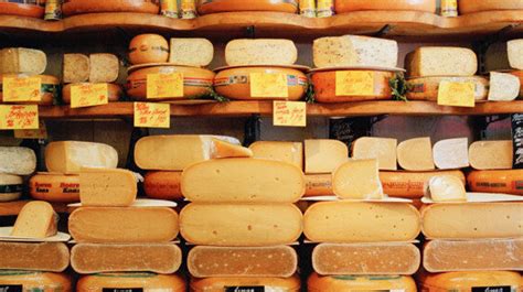 Cheese Types Chart Lists 65 Wonderful Cheeses Huffpost Life