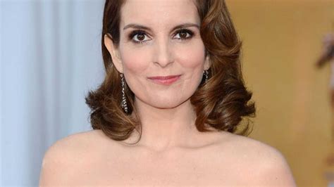tina fey s saturday night live preview another wardrobe malfunction newsday
