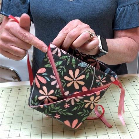 Fabric Origami Pouch Tutorial And Video Artofit