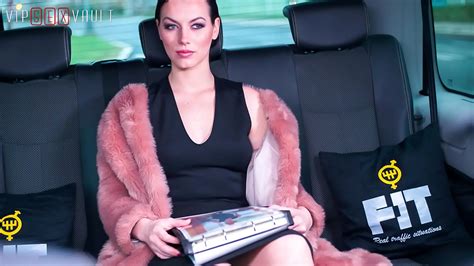 VIP SEX VAULT Glamorous MILF Wife Sarah Highlight Fucks With Taxi Driver On The Road XVIDEOS COM