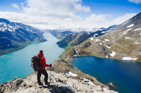 Norges ledende nettavis med alltid oppdaterte nyheter innenfor innenriks, utenriks, sport og kultur. Vandreture i Norge | Opdag Verden