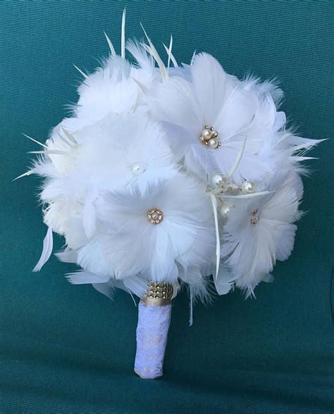 Bespoke wedding & bridal brooch bouquets, made to order. TOSSING BOUQUET Bridal Bouquet, Feather Wedding Bouquet ...