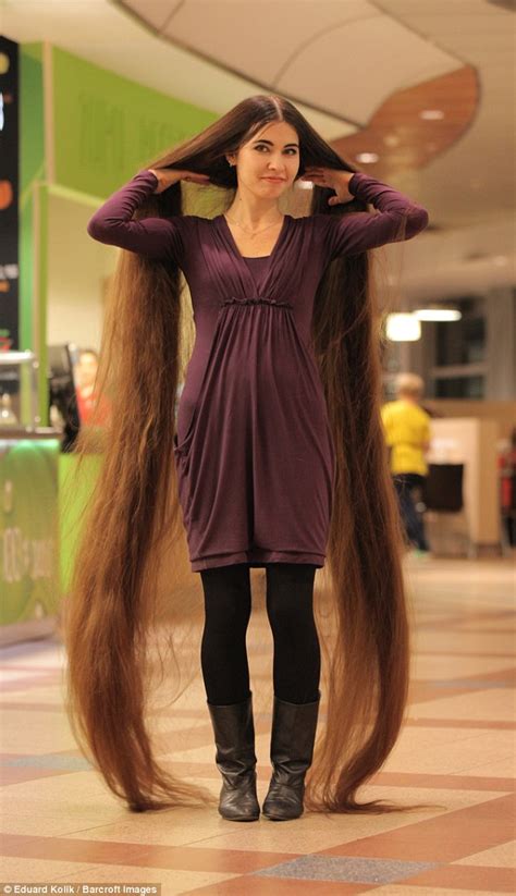 Men with long hair in the world. Rapunzel fan Aliia Nasyrova has hair 90 inches long ...