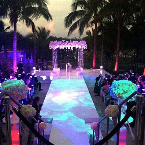 The 10 Best Beach Venues For A Miami Wedding Wedding Venues Beach