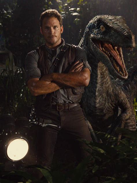 Jurassic World Chris Pratt Strikes A Pose With His Raptor Frenemy — Geektyrant