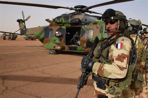 Les Dates Clés De Lintervention Française Au Mali La Croix