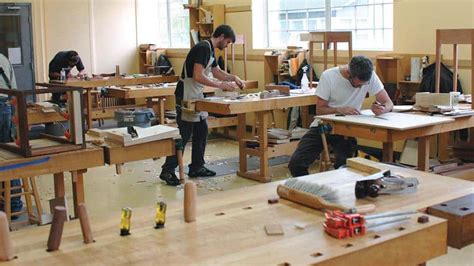 Woodworking Classes and Carpentry Schools In NJ [2022]