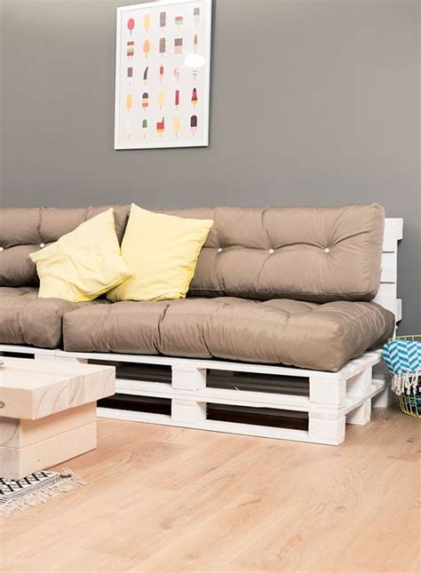 Palettenmöbel bauanleitung palettensofa selber bauen übersichtlich und simpel für jedermann nennung notwendiger materialien und schritte. Couch Bankig selber bauen - Alle Möbel | Paletten couch ...