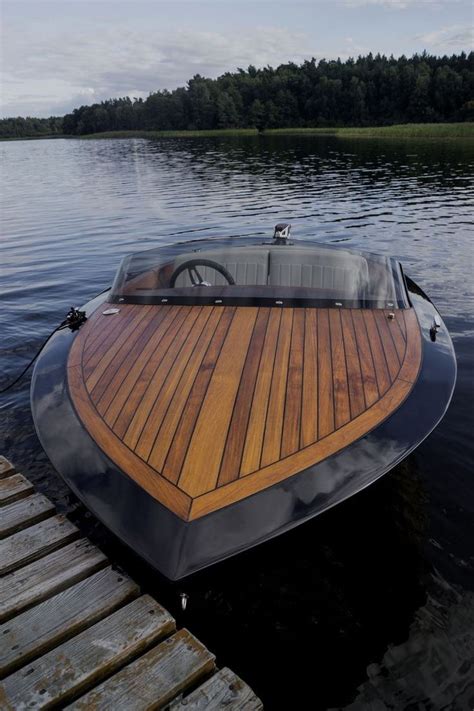 Pin By Lane Sommer On Floaters Wooden Speed Boats Boat Plans Wood