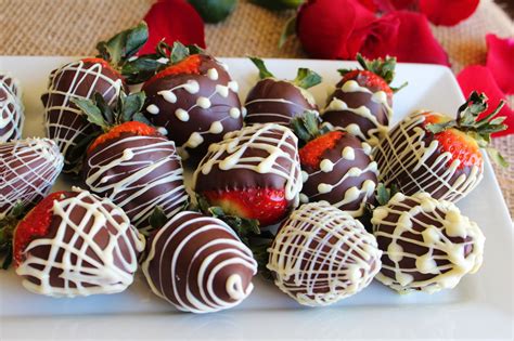 Chocolate Covered Strawberries Valentines Day Special Delicious