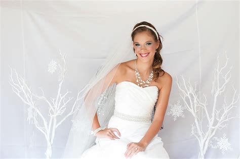 Winter Wedding Accessories Wedding Groom Wedding Bridal Wedding Gowns