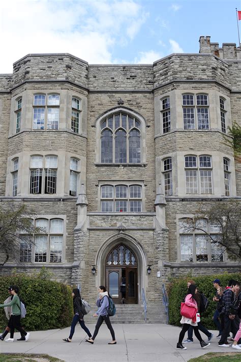 King's college university is affiliated with western university. Campus life at Western University - Macleans.ca