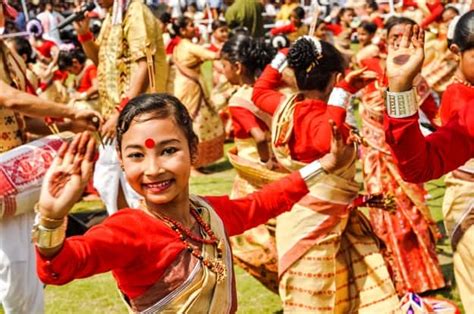 Bihu 2017 Everything You Need To Know About The Bihu Festival India Com