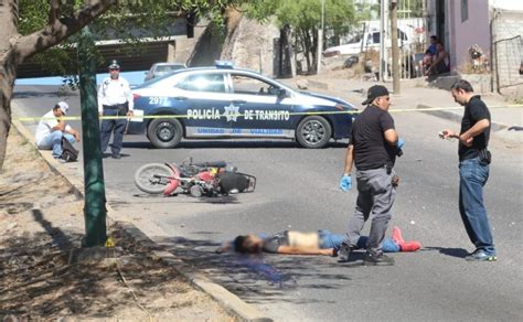 Motociclista Muere Al Chocar Contra Poste