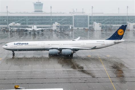 Lufthansa Airbus A340 600 D Aiha Munich Airport Eddm Flickr