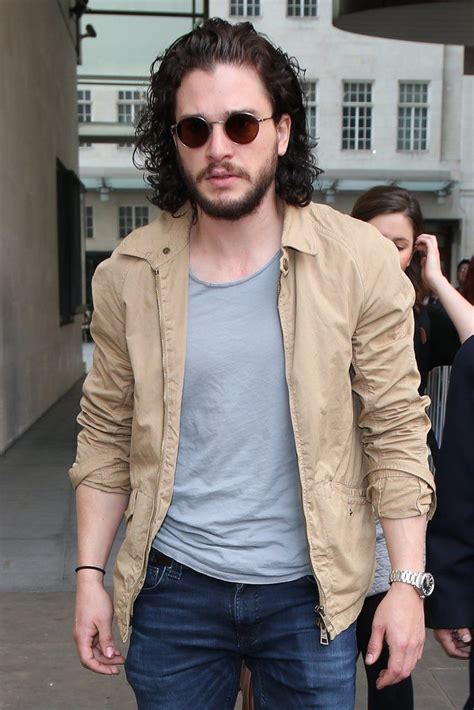 Kit Haringtons Latest Appearance Will Really Get Your Heart Pumping