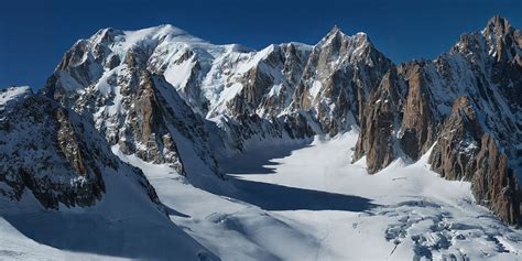 Worlds Largest Image Captures Mont Blanc Mountain In