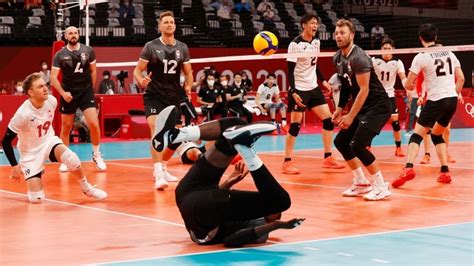 Canadas Mens Volleyball Team Loses In 4 Sets To Japan Cbc Sports