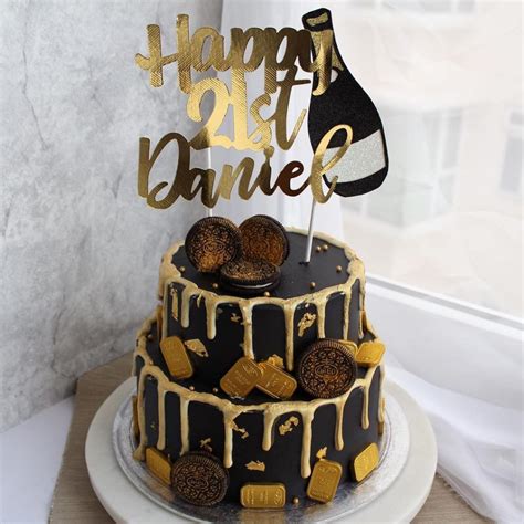 • cakes with edible pictures • 3d cakes, 2d cakes • novelty/speciality cakes • kiddies themed cakes • tiered cakes • fondant or buttercreamed • vanilla, chocolate, red velvet, blue velvet & more located in johannesburg south. An Unforgettable 21st Birthday Party: Venues, Cakes ...