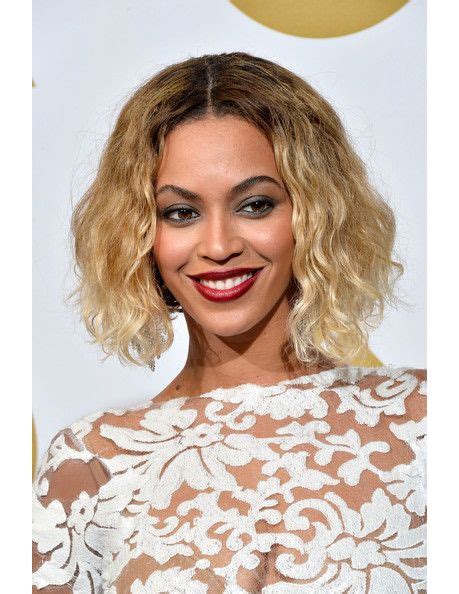 Beyonce S Soft Sexy Water Wavy Bob Hairstyle Wigs