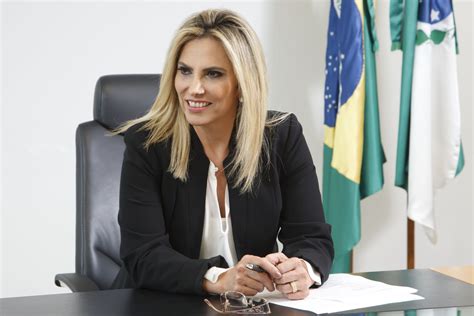Presidente Nomeia Cida Borghetti Para O Conselho De Administração De Itaipu