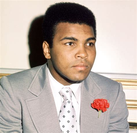 Cassius clay / muhammad ali. Muhammad Ali's Family Slams Scalpers Selling Funeral Tickets