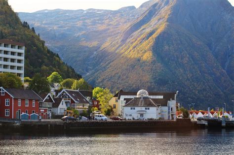 Short Holiday Breaks In Norway Fjords And Northern Lights
