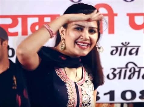 Sapna Choudhary के इन पांच धमाकेदार गानों से मनाएं New Year 2021 का जश्