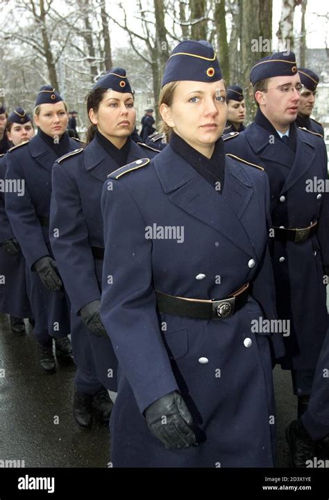 Female Soldiers German Air Force Hi Res Stock Photography And Images