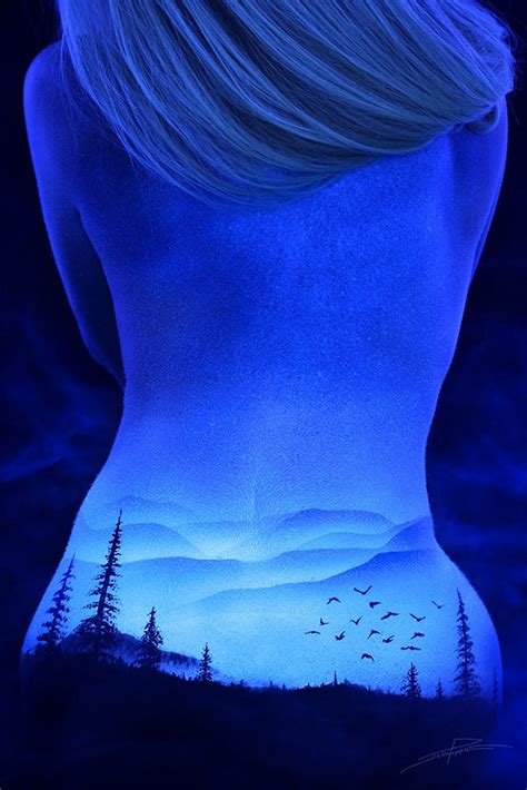 I Paint Bodyscapes That Glow Under Black Light Bored Panda