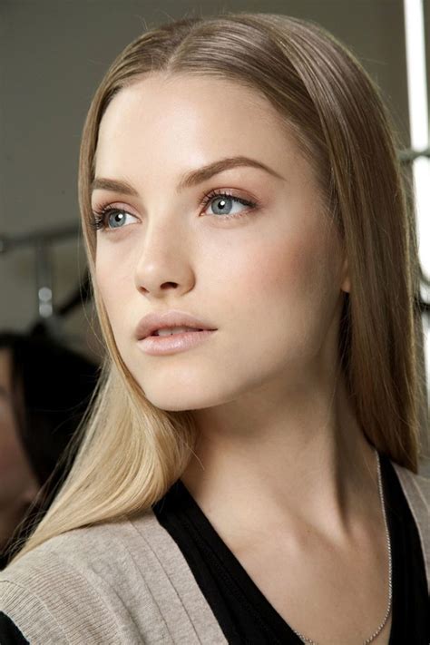 7 Tips On How To Pull Off A Natural Makeup Look Correctly