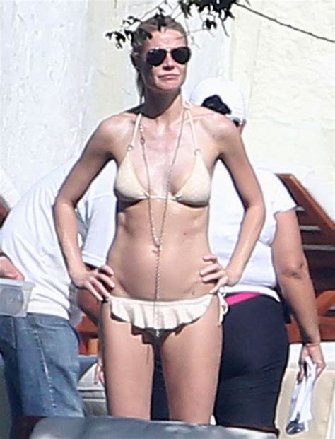 Gwyneth Paltrow Flaunts Hot Detoxed Body On Single Girls Vacation In Mexico