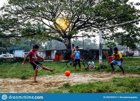Bronchiectasis Toolbox Kids Playing Football In Calicut Kerala