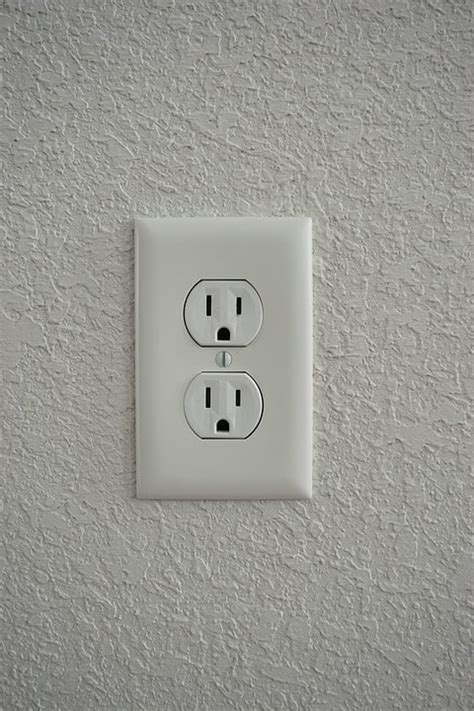 How Much Does It Cost To Add An Electrical Outlet Conquerall