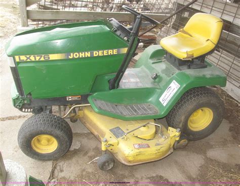 John Deere Lx176 Riding Lawn Mower In Falls City Ne Item F7330 Sold