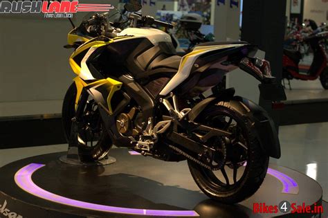 Мотоцикл bajaj pulsar ns 125 138 500 руб*. Bajaj Pulsar 200 SS price, specs, mileage, colours, photos ...
