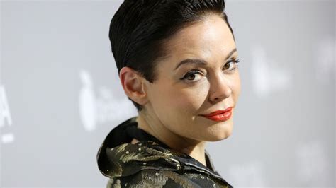 Rose Mcgowan Blocked On Twitter Heres Why
