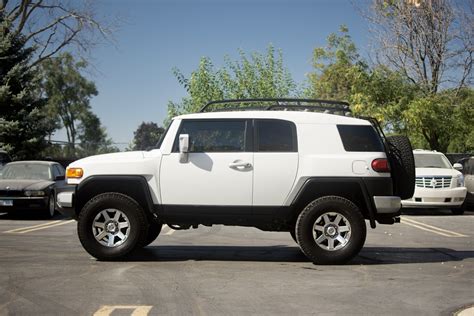 Used 2014 Toyota Fj Cruiser Suv 6 Speed Manual Only 30k Miles Perfect