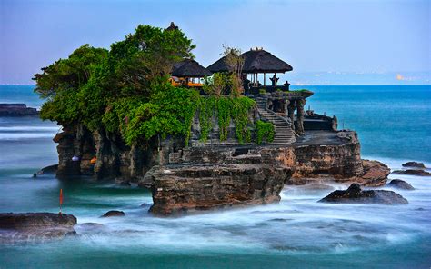 8 Magnificent Sea Temples In Bali Where Legends Come Alive