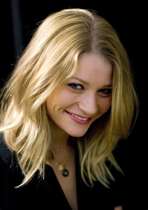 Hq Images 4 U Emilie De Ravin Chris Young Photoshoot In Toronto Hq