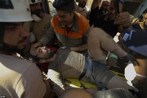 At least 135 people have died and 5,000 people were injured, lebanon's health minister told al manar television on wednesday, as search and rescue efforts continued after a massive explosion at a warehouse at beirut's port shook lebanon's capital on tuesday. Beirut blast survivors sift rubble for bodies as death ...