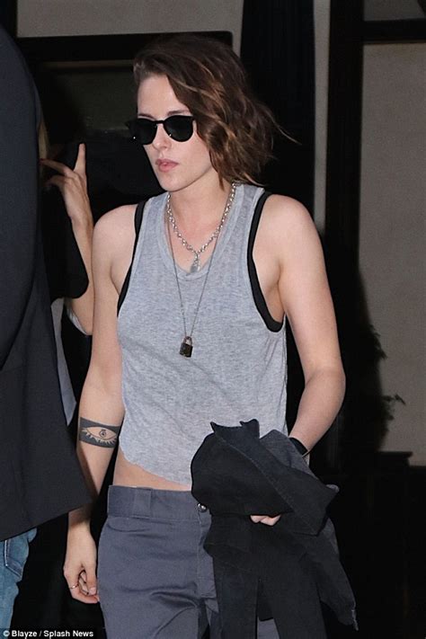 Kristen Stewart Has Passion For Music But Admits Its Intimidating Daily Mail Online