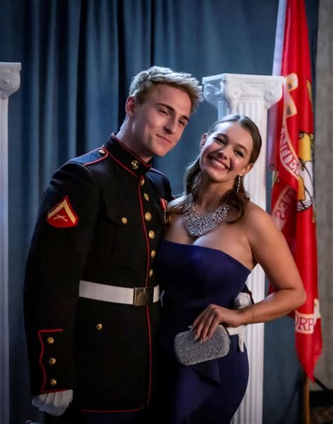 Secrets of a Marine's Wife Preview: Salacious Secrets and Stunning Tragedies! - TV Fanatic