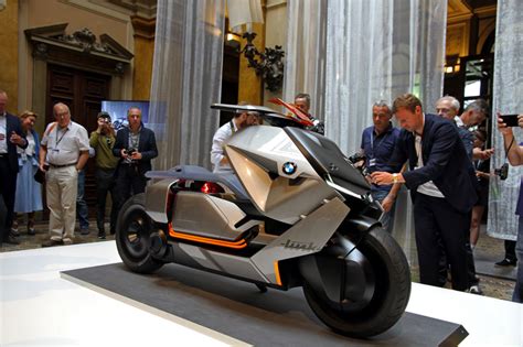 Bmw Motorrad Concept Link Sparks Electric Urban Mobility Movement