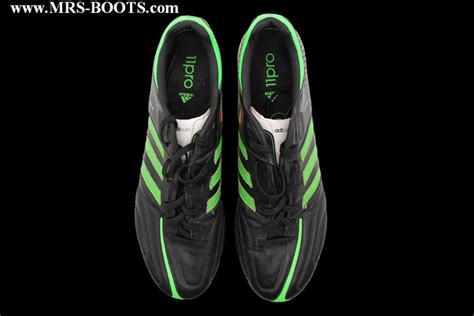 Toni kroos finally changed his football boots! TONI KROOS - ADIDAS MATCH WORN BOOTS