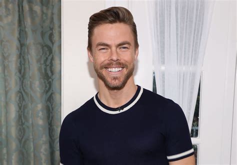 Heres What Dwts Derek Hough Said About Proposing To Hayley After