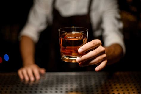 How To Drink Whisky The Right Way According To An Expert
