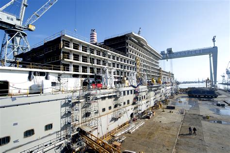 Biggest Cruise Ship In Construction Cruise Everyday