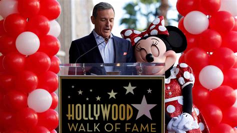 Minnie Mouse Gets Her Star On Hollywood Walk Of Fame Cgtn