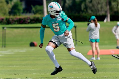 Miami Dolphins Jalen Ramsey Returns Boosting Everyones Hopes Chris Perkins